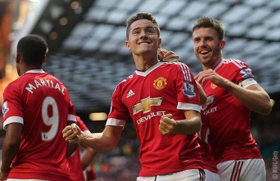 广西幺正电源科技画册设计案例